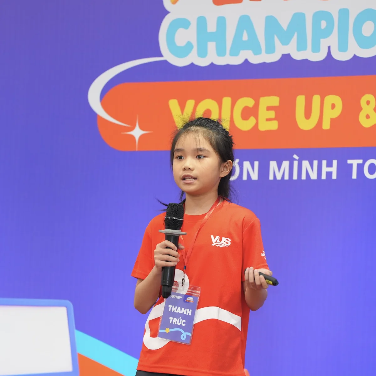 NGUYỄN HOA THANH TRÚC