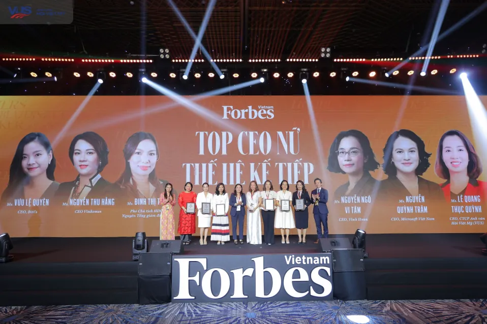 CEO VUS chia sẻ quan điểm lãnh đạo và được vinh danh tại hội nghị Women’s Summit của Forbes Việt Nam