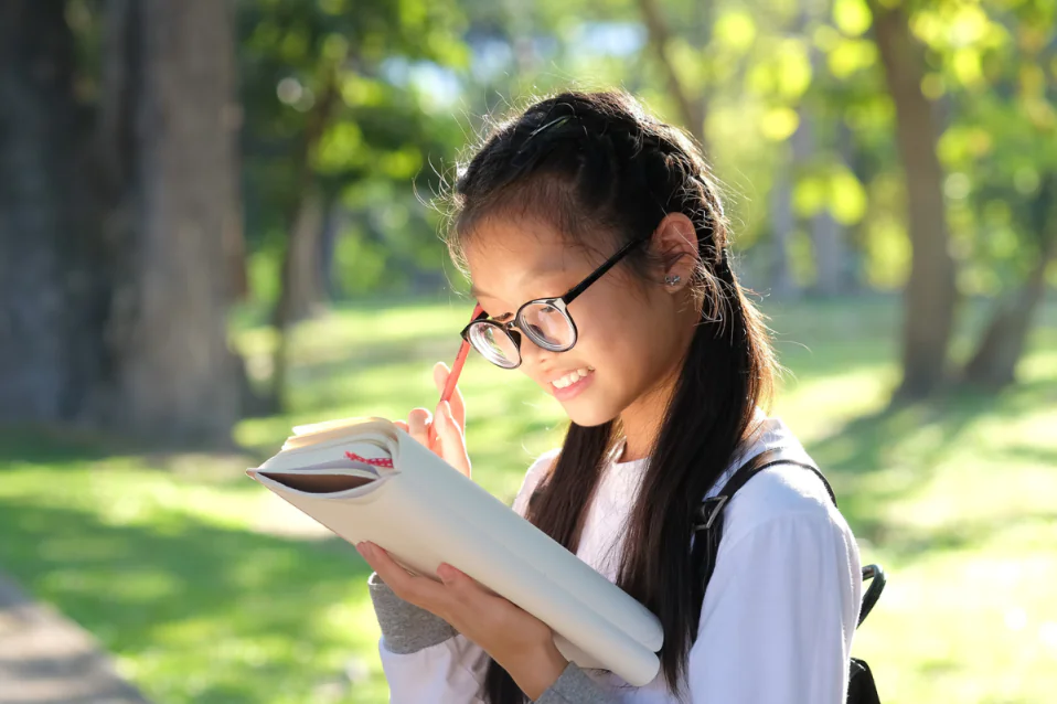 Tài liệu luyện thi Movers Reading & Writing chuẩn Cambridge (cập nhật mới)