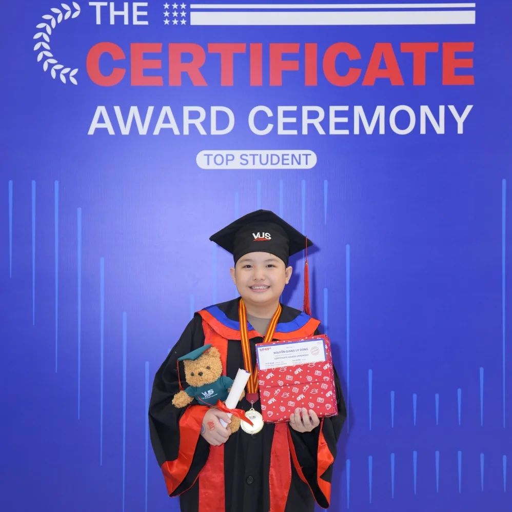 Nguyễn Giang Uy Dũng